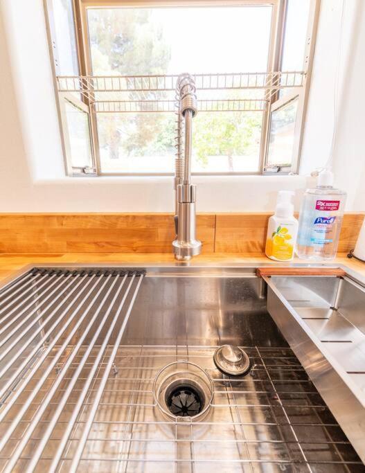 Newly Remodeled Family Friendly * Page