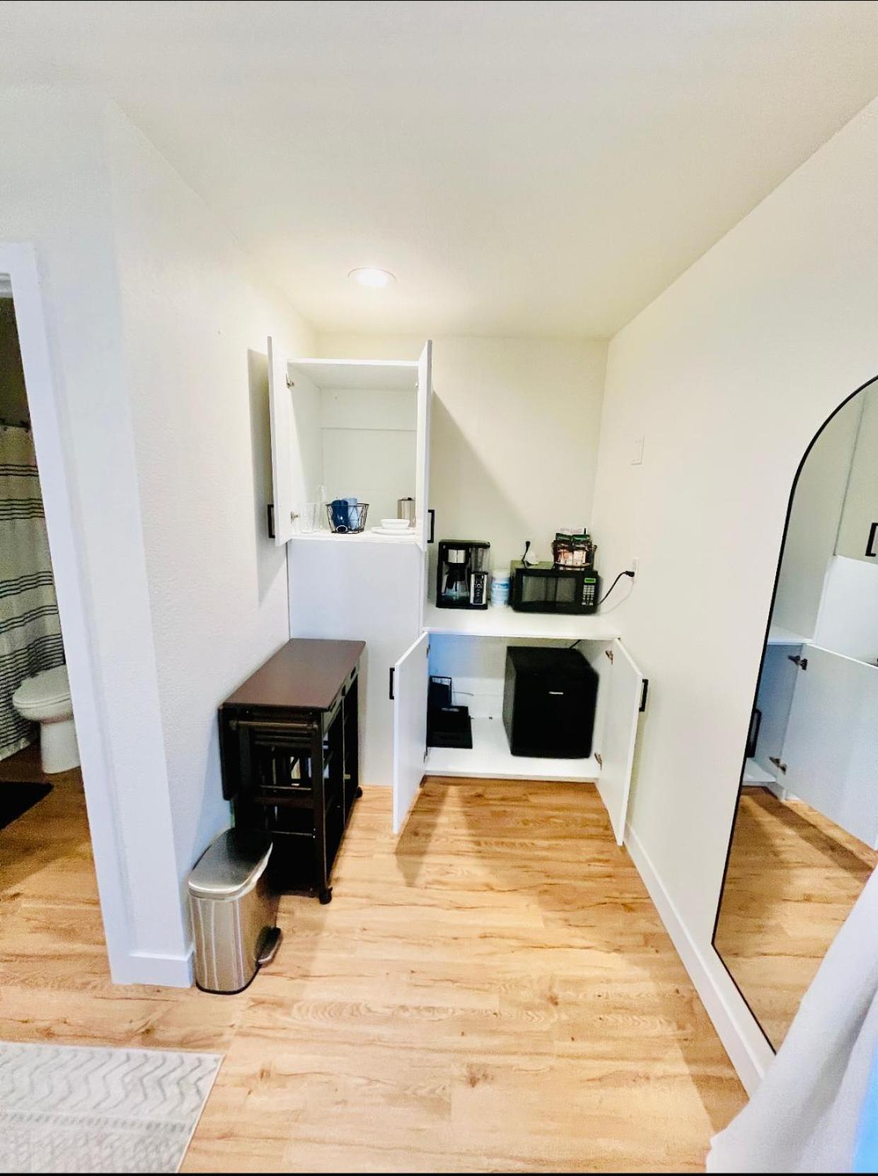 Newly Remodeled Family Friendly *