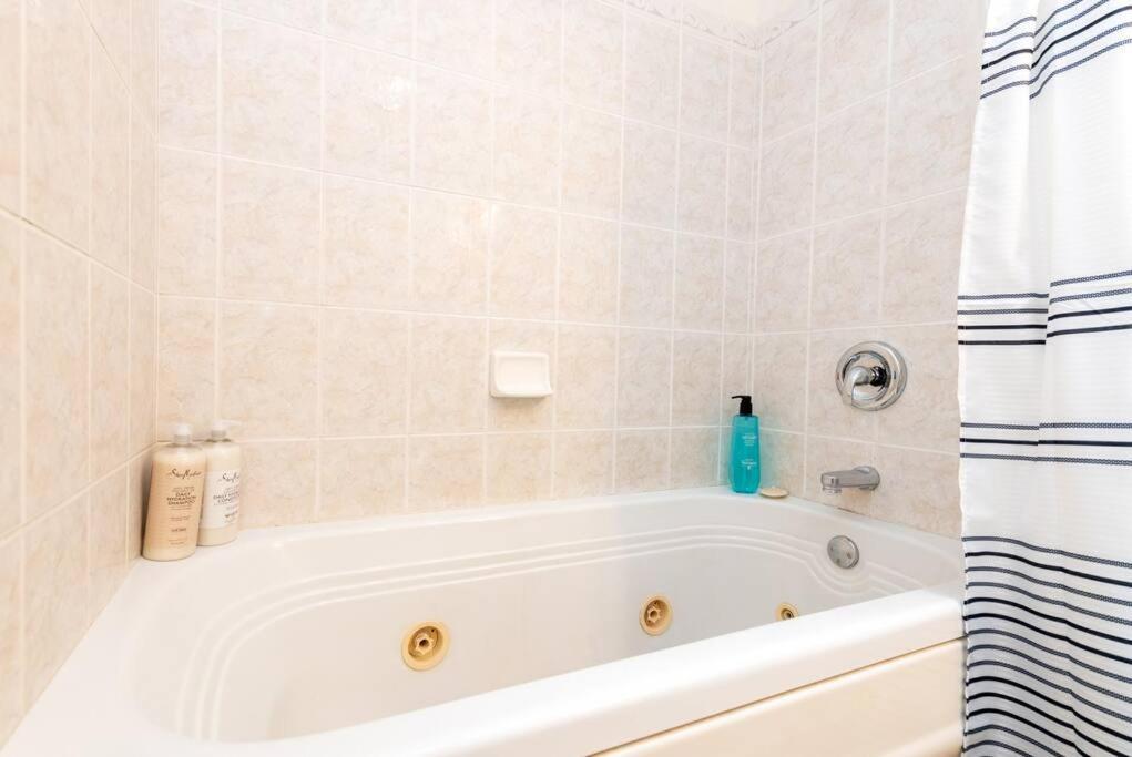 Newly Remodeled Family Friendly * Page