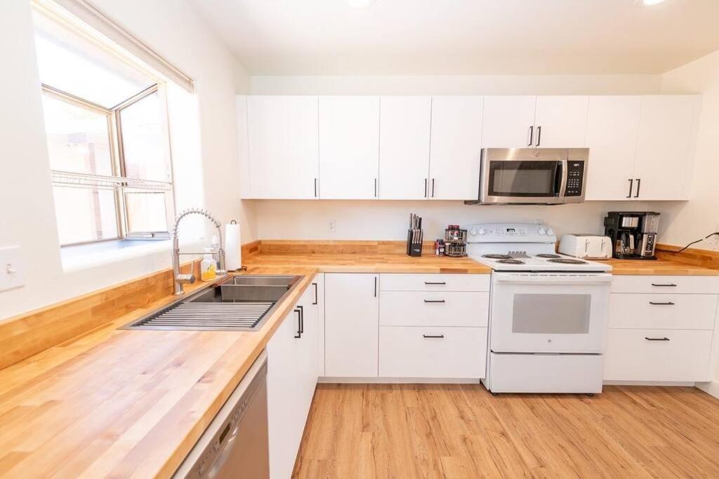 Newly Remodeled Family Friendly