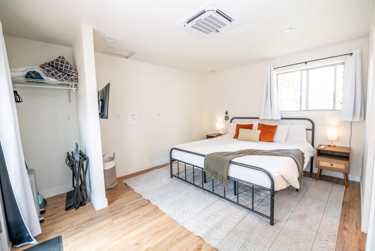 Newly Remodeled Family Friendly *